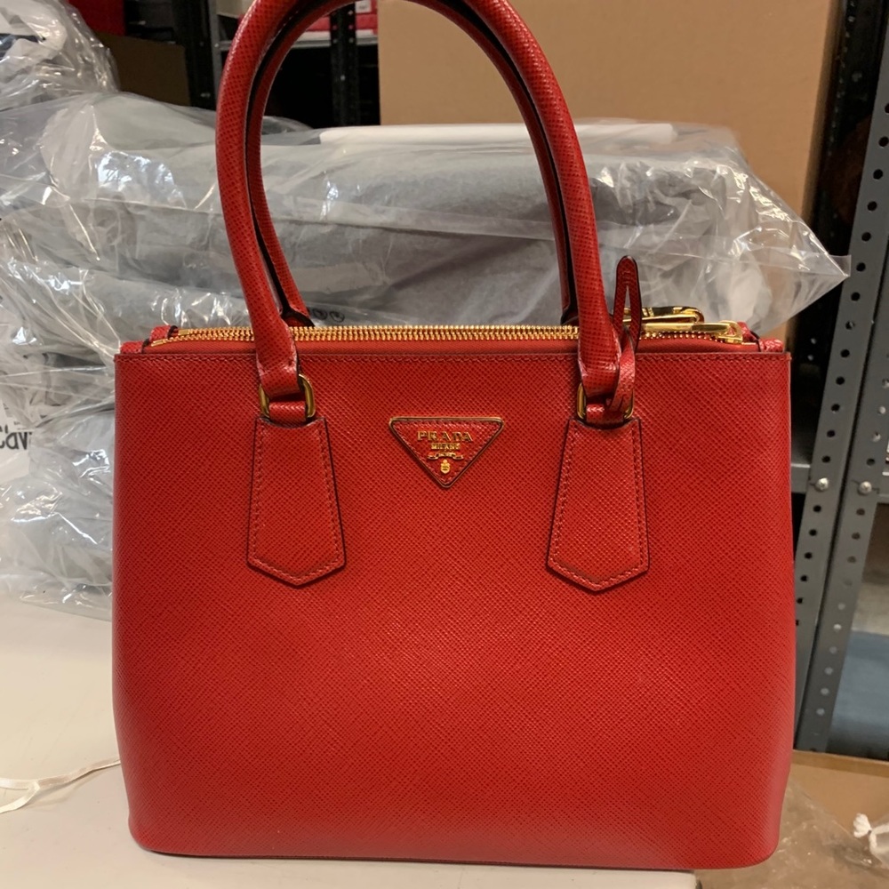 Prada Galleria Tote Bag - Red